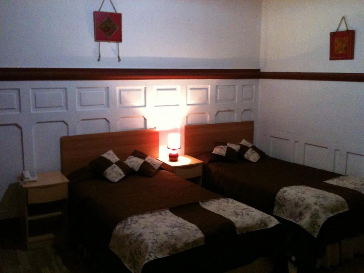 Hotel Londres 35 Santiago de Chile Zimmer foto